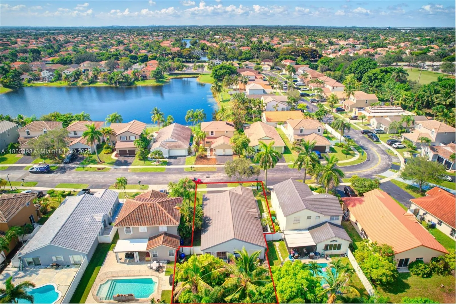 3 bedroom 2 bath for sale at 19253 NW 22nd St, Pembroke Pines FL 33029