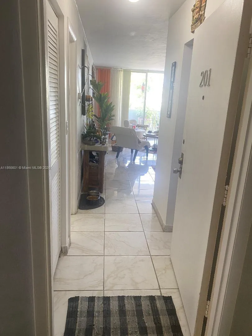 1990 Marseille Dr # 201, Miami Beach FL 33141