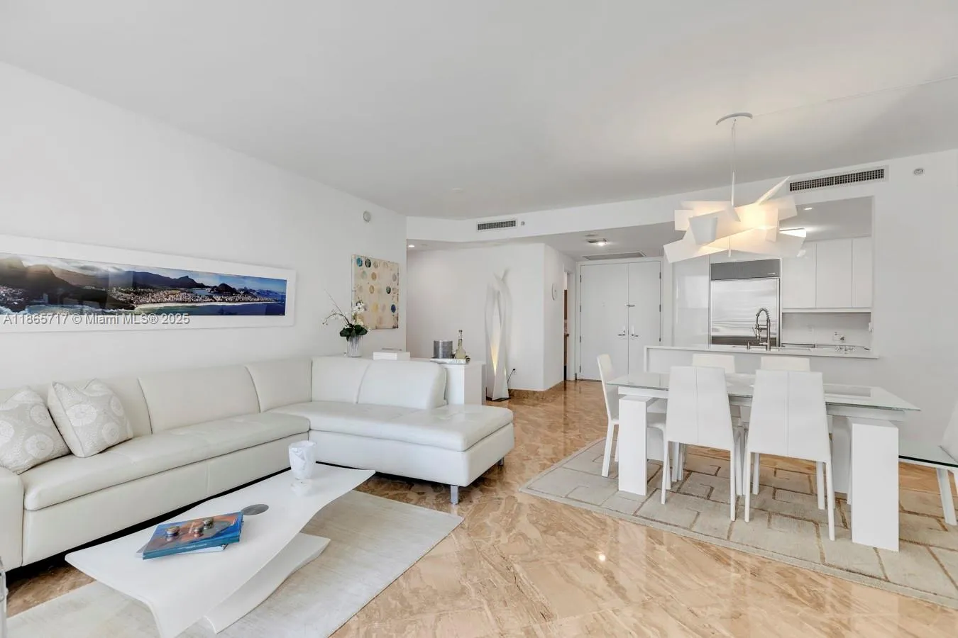 2 bedroom 2 bath for sale at 901 Brickell Key Blvd # 1409, Miami FL 33131