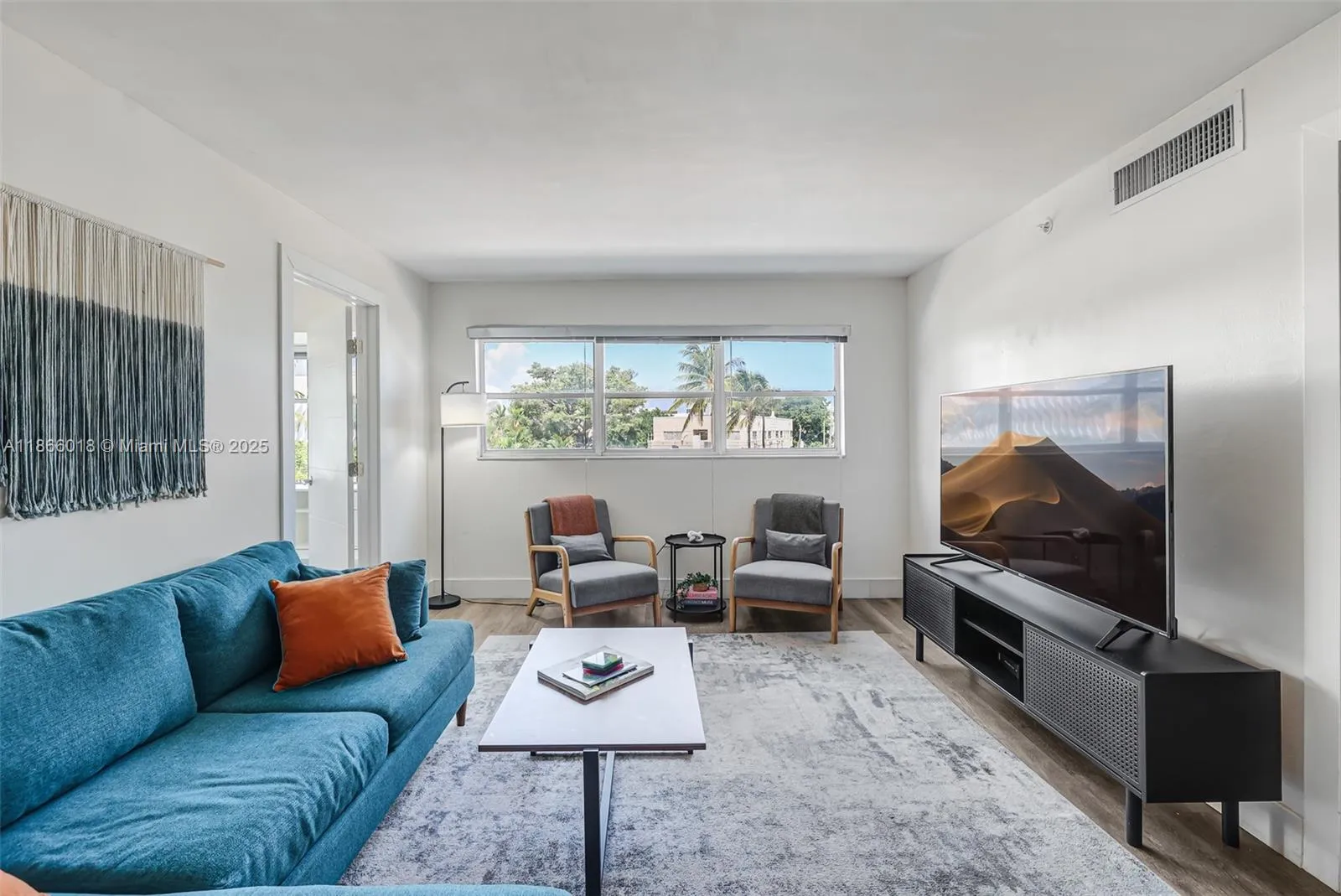 1881 Washington Ave # 4B, Miami Beach FL 33139