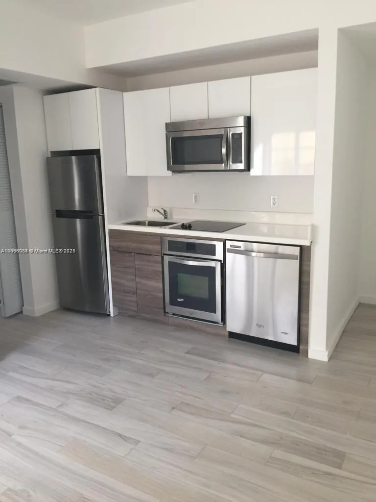 1450 Meridian Ave # 104, Miami Beach FL 33139