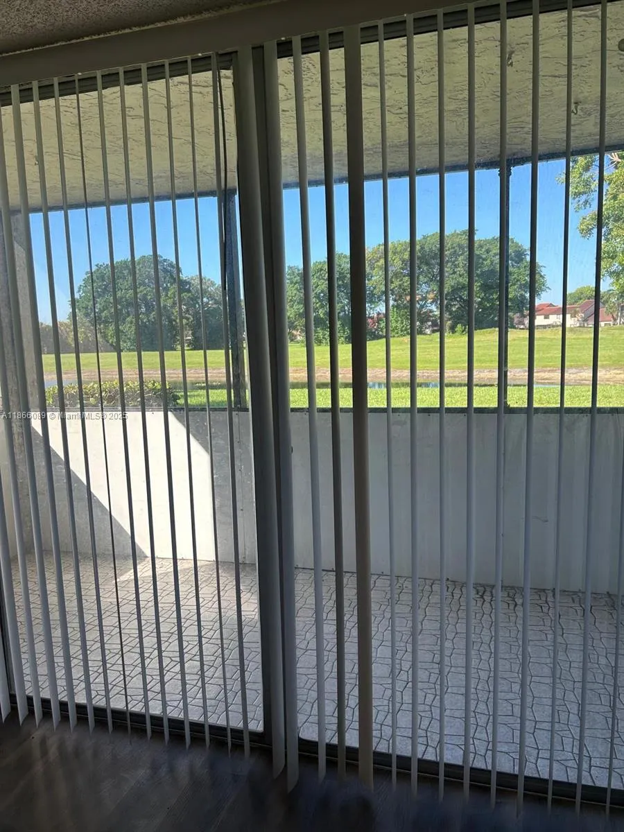 3671 Environ Blvd # 164, Lauderhill FL 33319