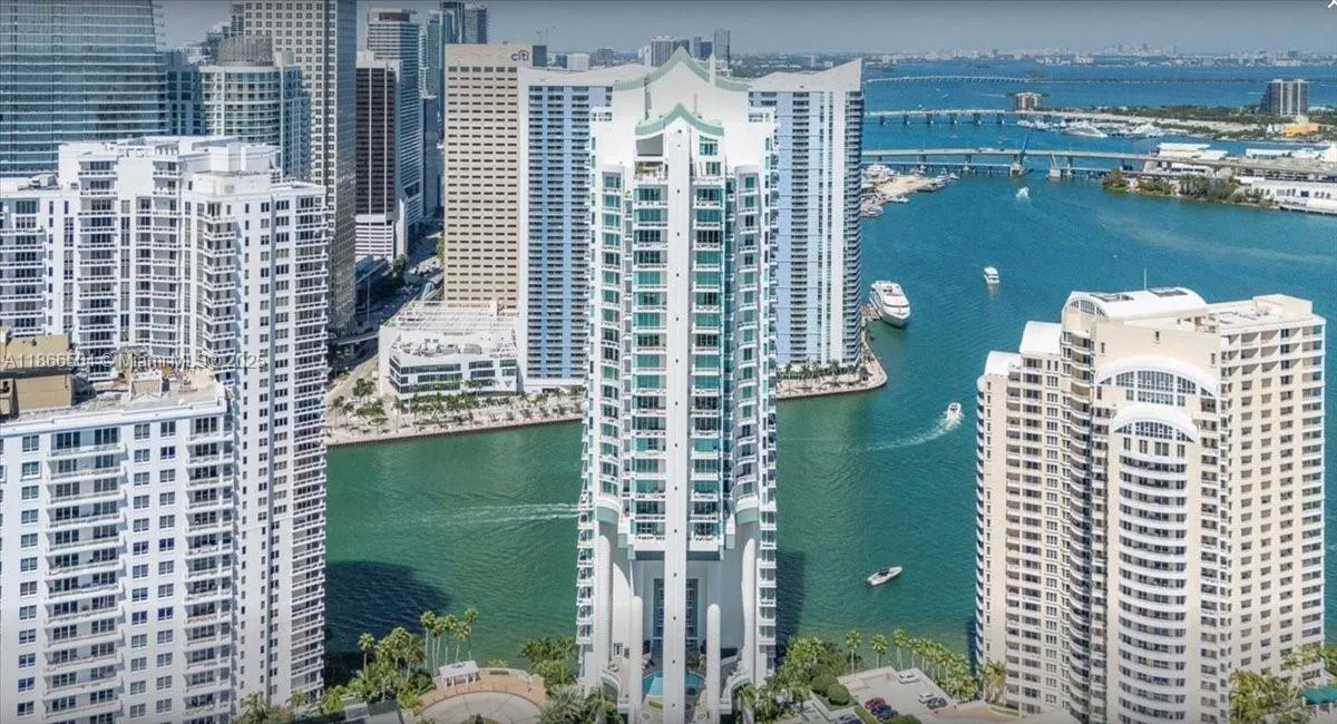 900 Brickell Key Blvd # 1101, Miami FL 33131