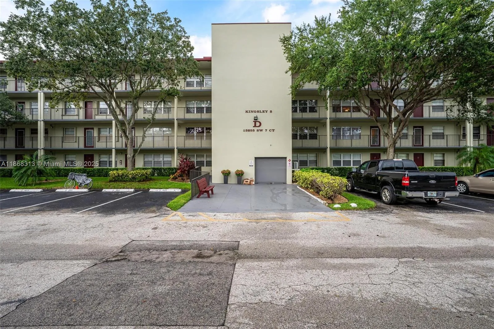 13255 SW 7th Ct # 403D, Pembroke Pines FL 33027