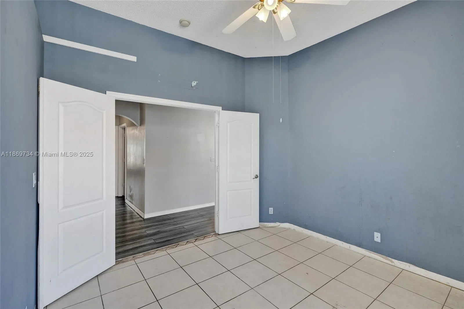 1560 SW 193rd Ter, Pembroke Pines FL 33029