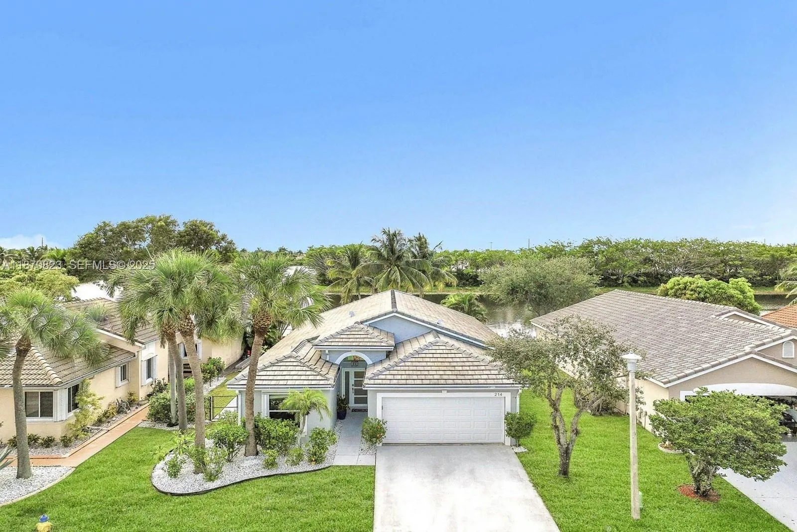 214 SW 180th Ave, Pembroke Pines FL 33029