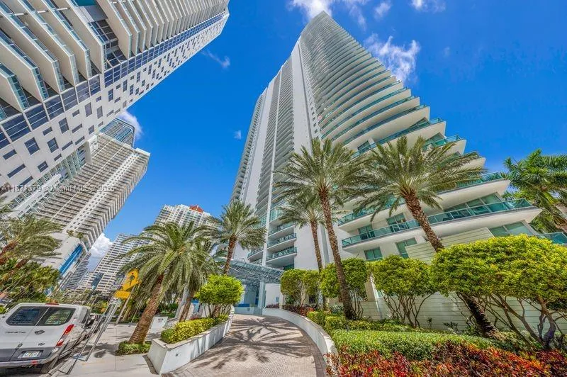 1331 Brickell Bay Dr # 1602, Miami FL 33131