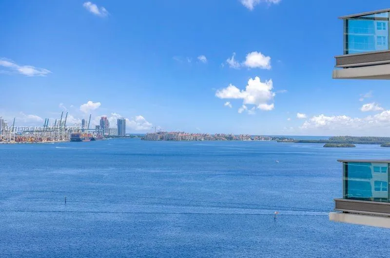 1331 Brickell Bay Dr # 1602, Miami FL 33131