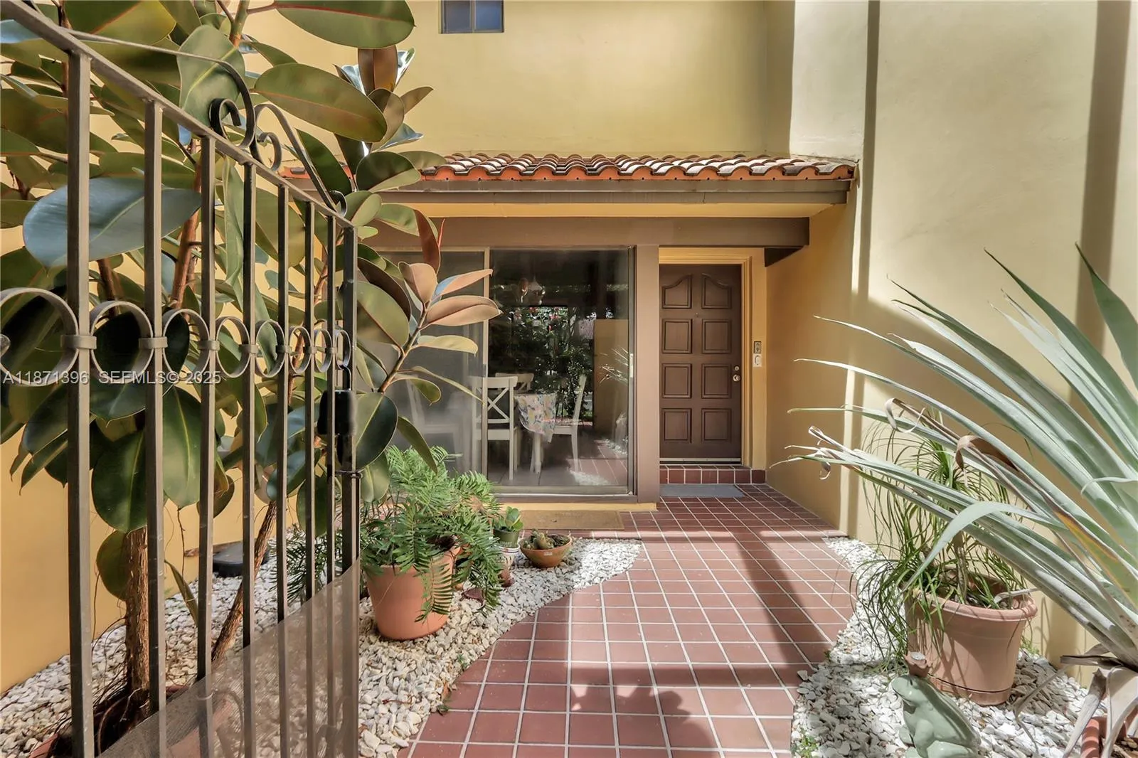 9845 Costa Del Sol Blvd # 103, Doral FL 33178