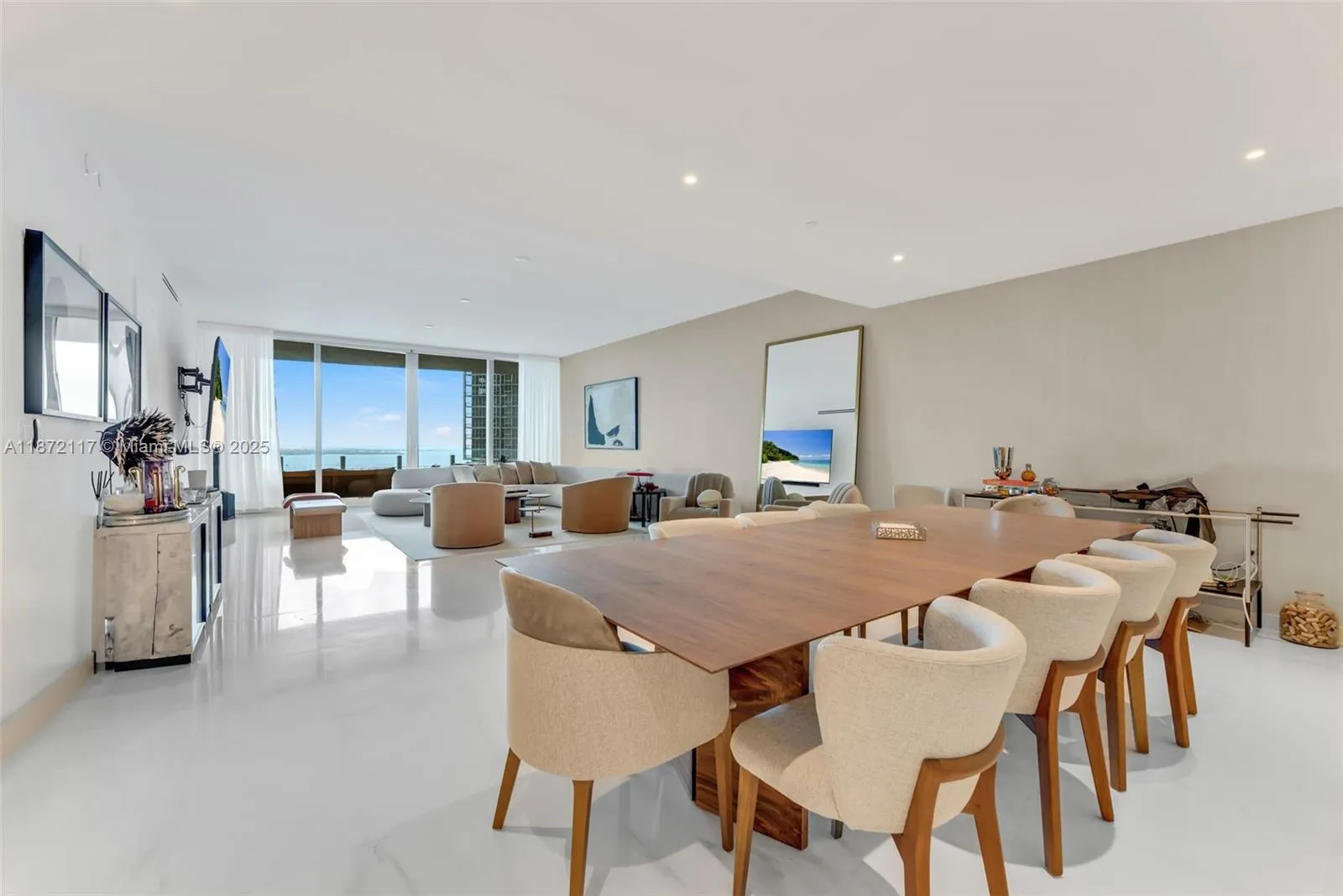 300 Biscayne Boulevard Way # 4104C, Miami FL 33131