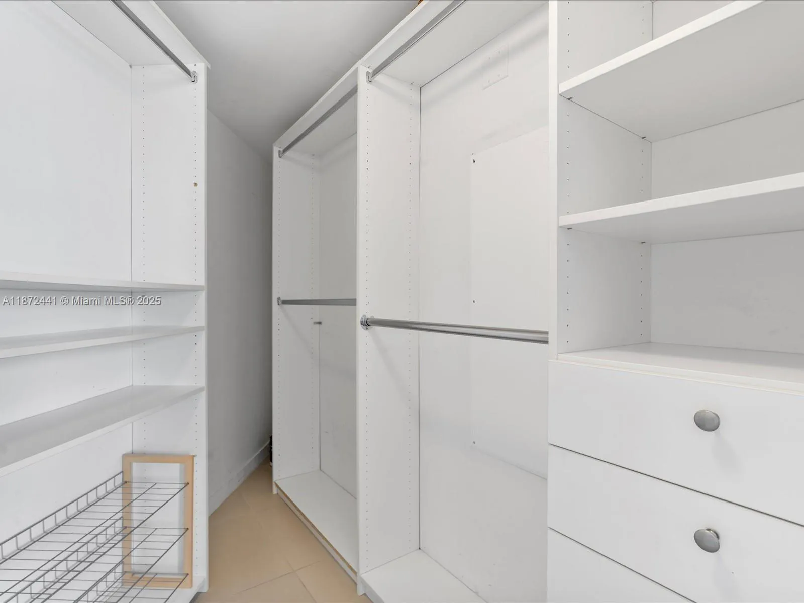 31 SE 6th St # 802, Miami FL 33131