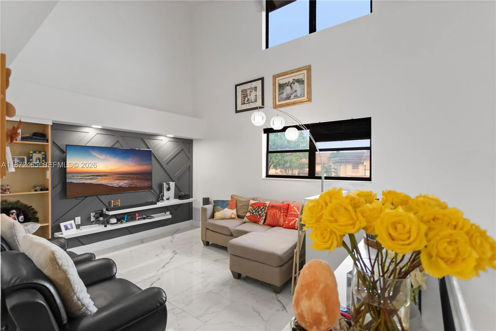 949 SW 113th Ter, Pembroke Pines FL 33025