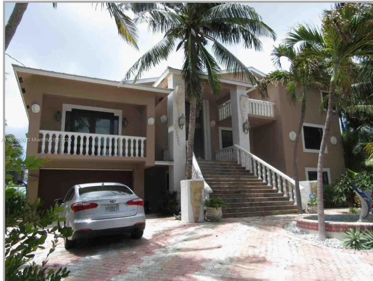7 bedroom 6 bath for sale at 65890 Overseas Hwy, Long Key FL 33001