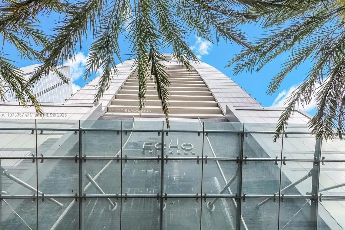 1451 Brickell Ave # 2706, Miami FL 33131