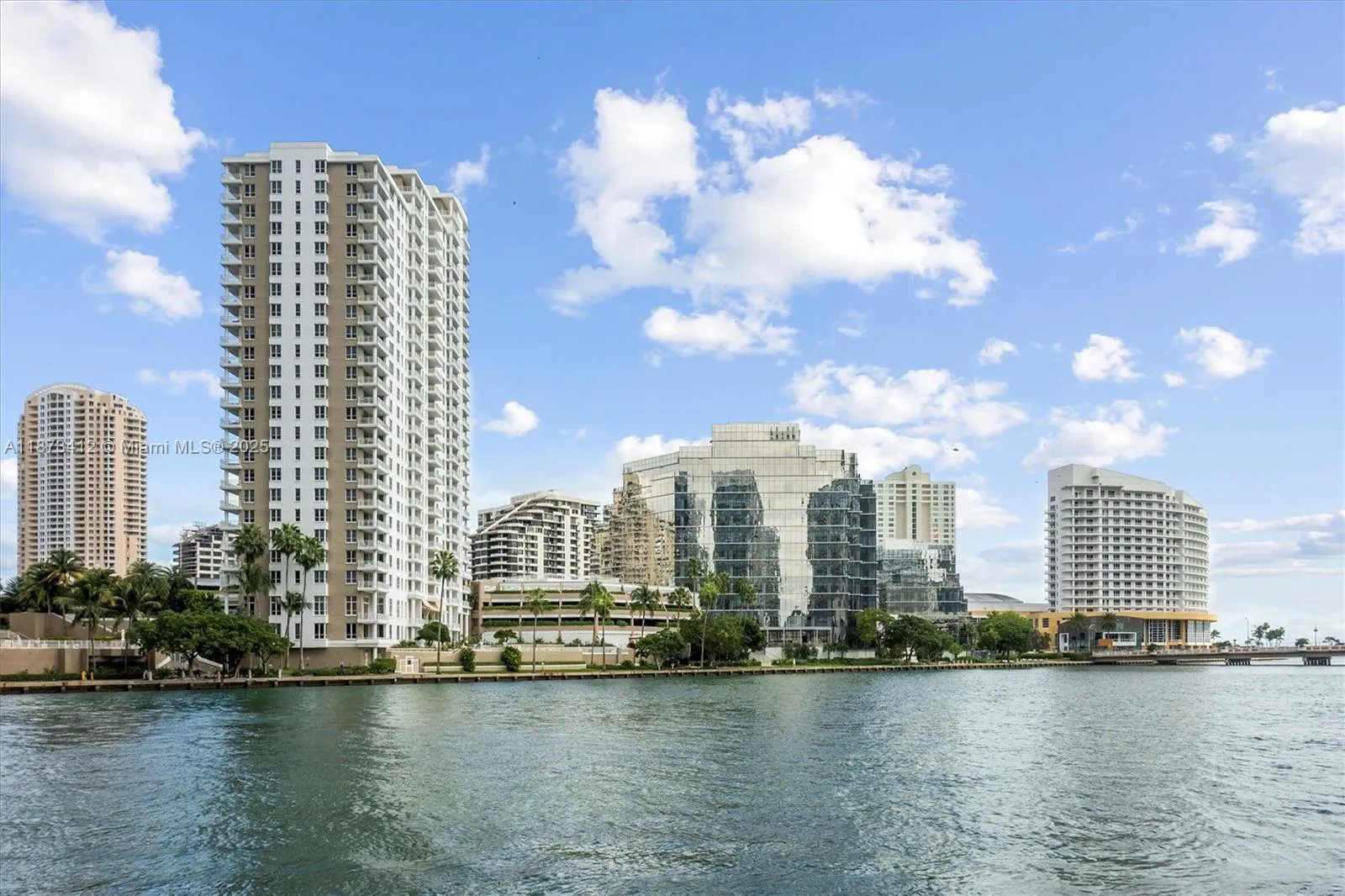 701 Brickell Key Blvd # 1106, Miami FL 33131