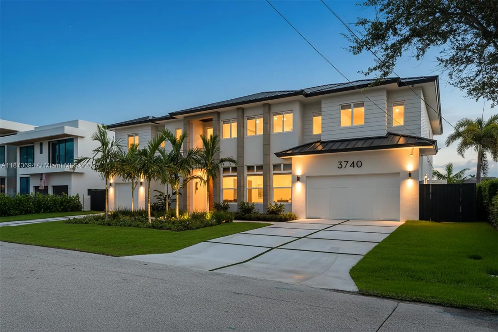 5 bedroom 6 bath for sale at 3740 NE 29th Ave, Lighthouse Point FL 33064