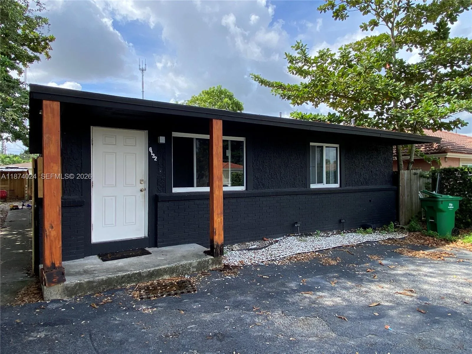 for sale at 6132 SW 39th St, Miramar FL 33023