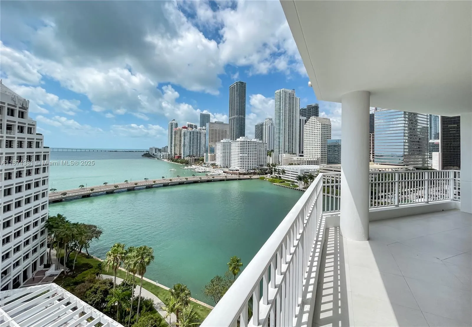 701 Brickell Key Blvd # 1512, Miami FL 33131