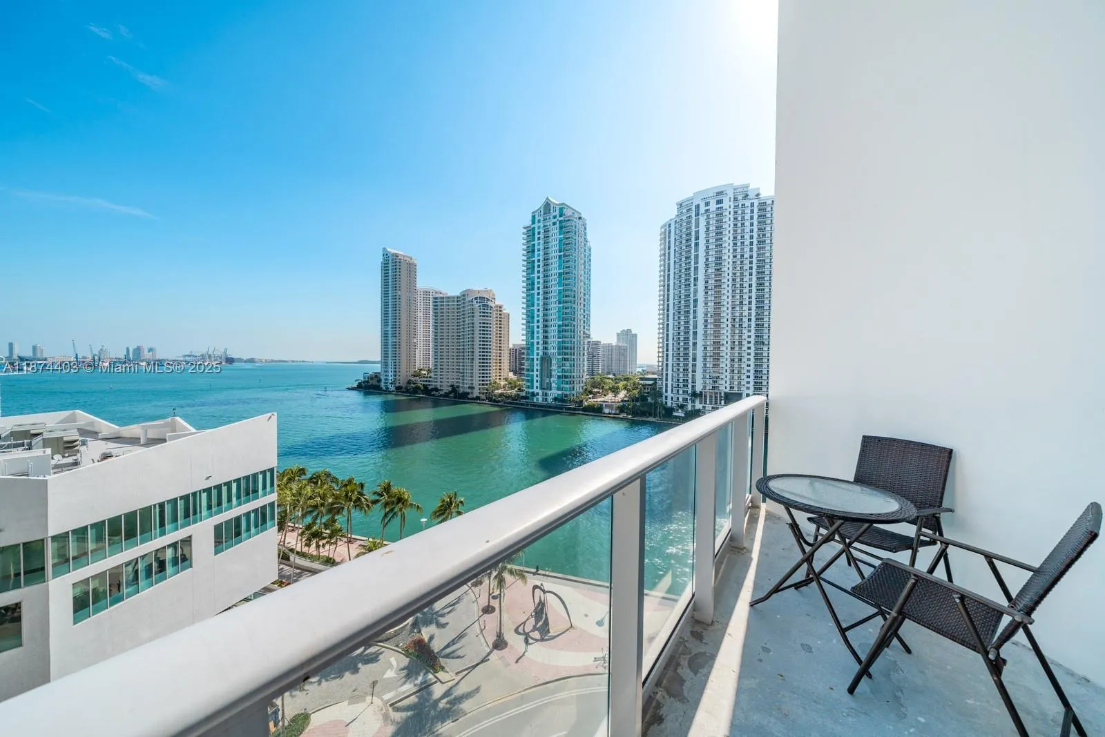300 S Biscayne Blvd # 1022, Miami FL 33131