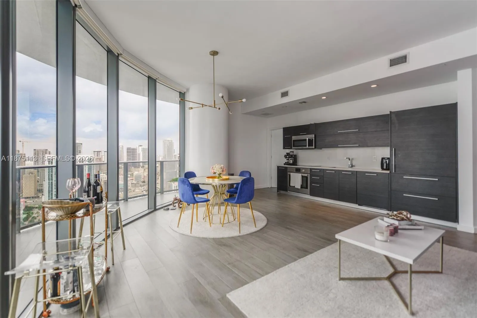 45 SW 9th ST # 4108, Miami FL 33130