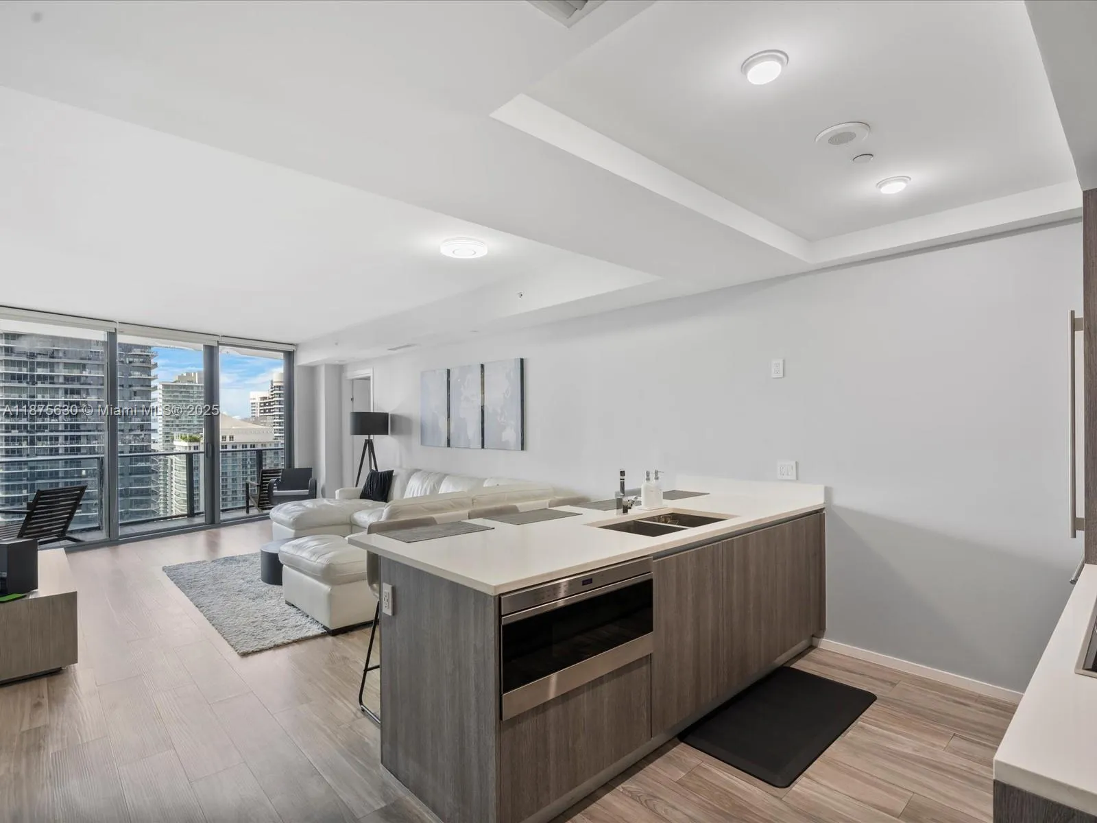 801 S Miami Ave # 4402, Miami FL 33130