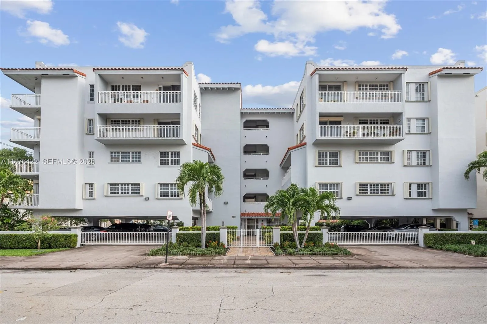 2 bedroom 2 bath for sale at 49 Majorca Ave # 203, Coral Gables FL 33134
