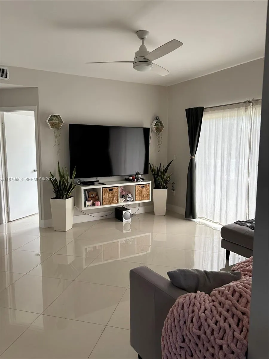 1851 NW 96th Ter # 6B, Pembroke Pines FL 33024