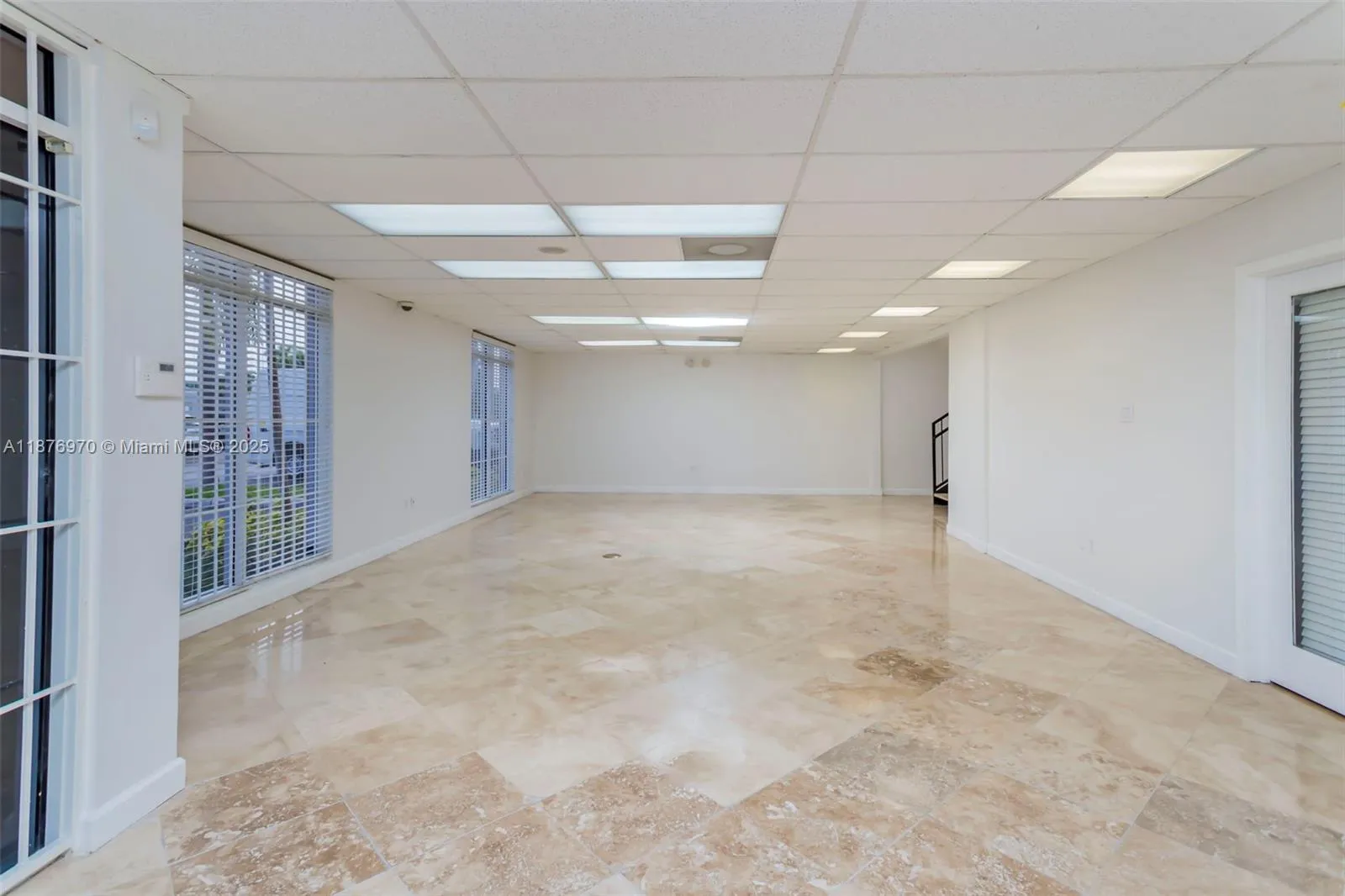 8216 NW 30th Ter, Doral FL 33122