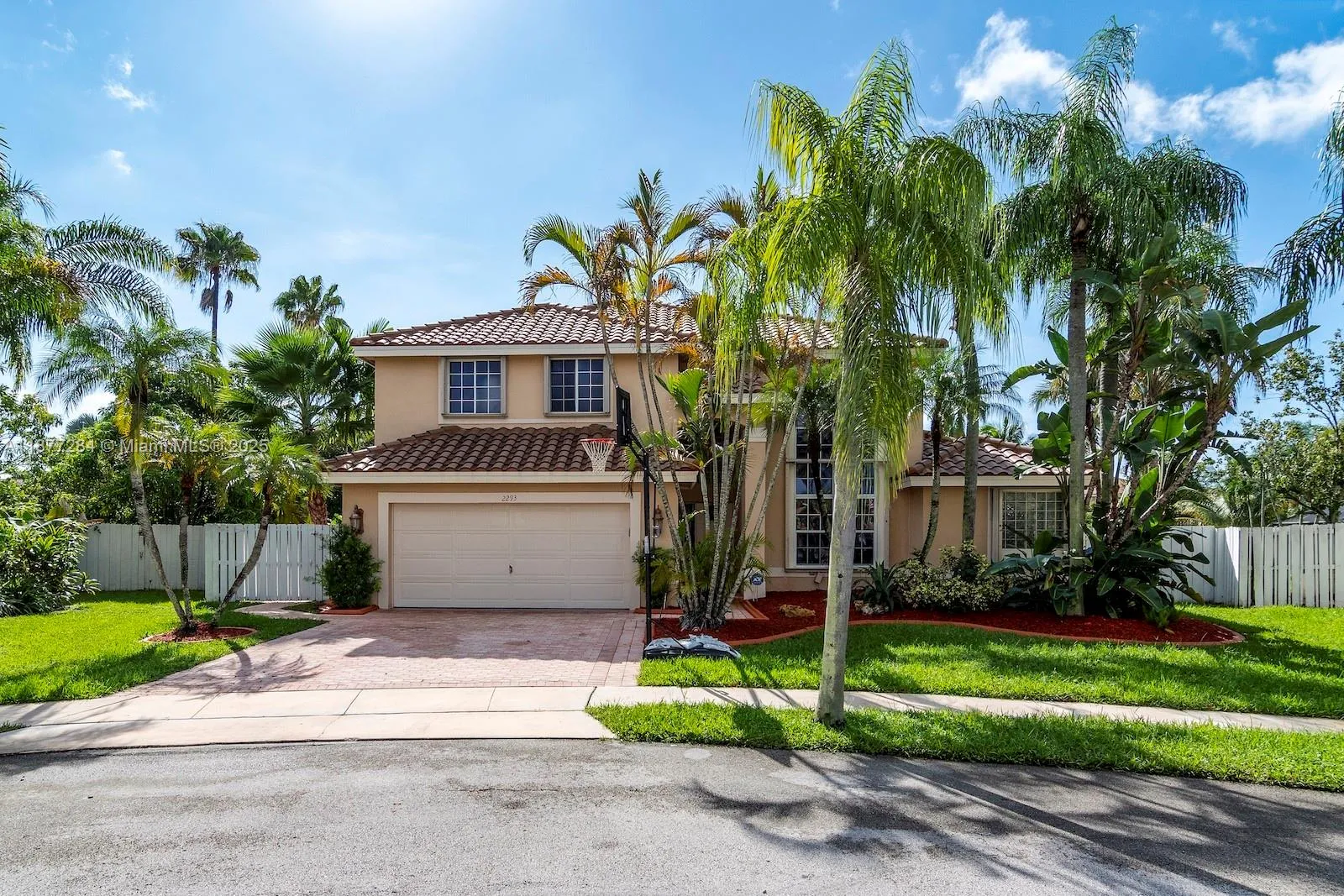 4 bedroom 4 bath for sale at 2293 SW 182nd Way, Miramar FL 33029