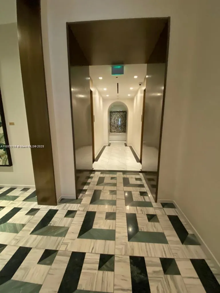 801 S Miami Ave # 1804, Miami FL 33130