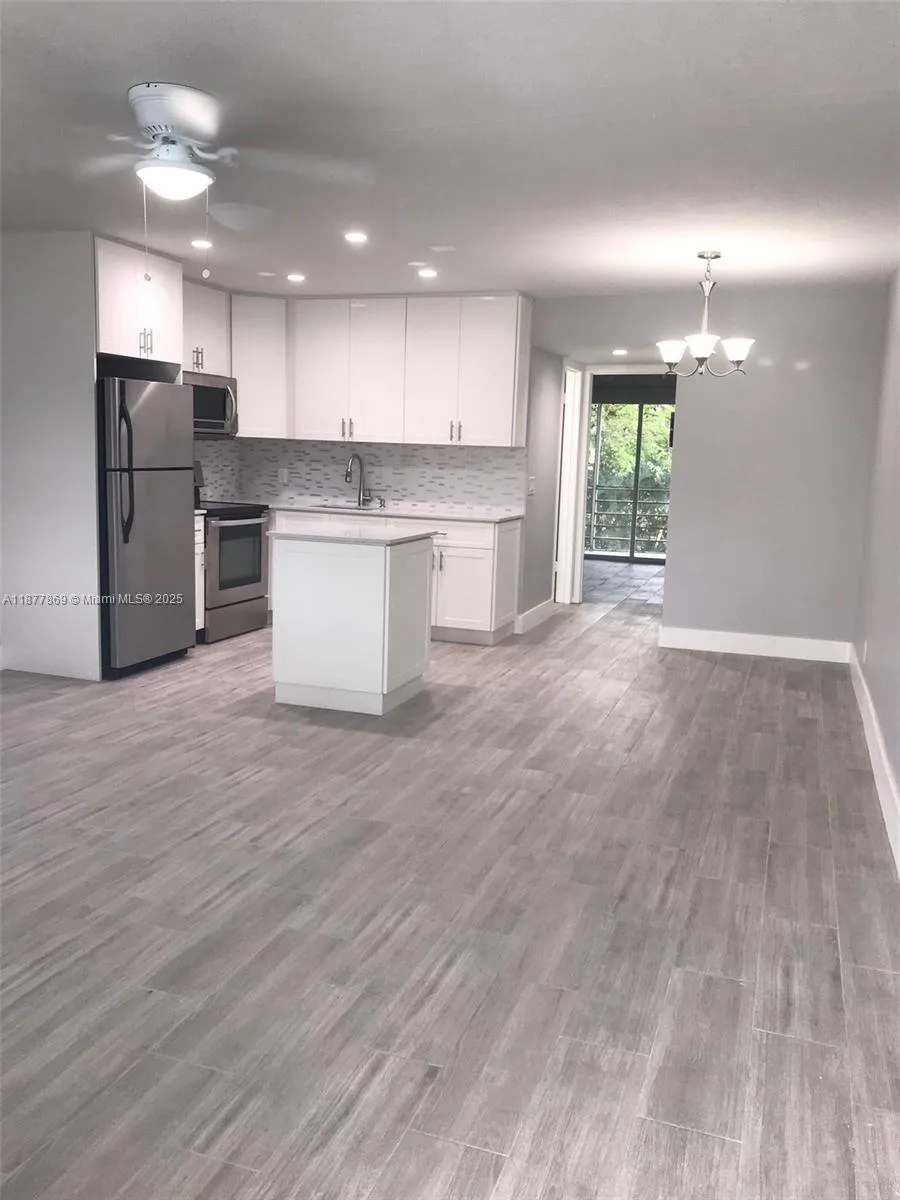 17 Keswick A # 17, Deerfield Beach FL 33442