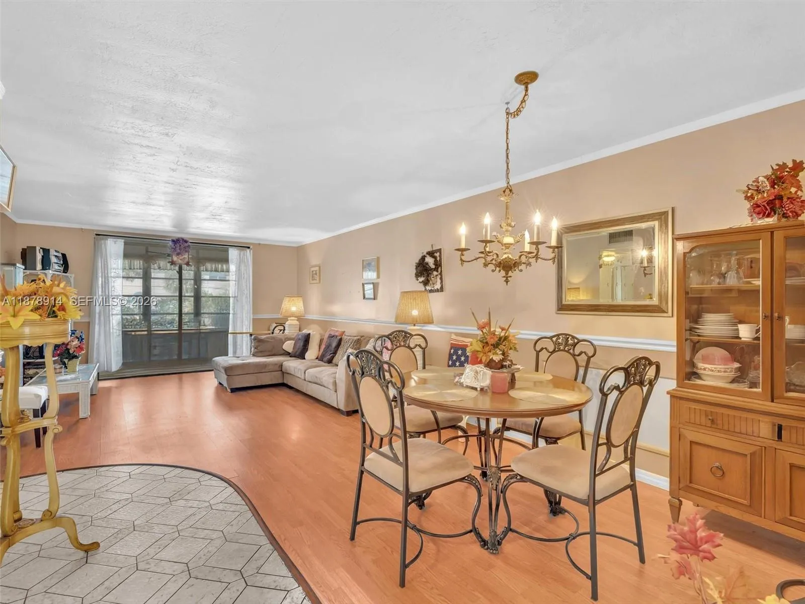 2841 Somerset Dr # 105, Lauderdale Lakes FL 33311