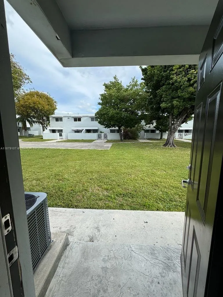 483 NW 19th St # 362, Miami FL 33136