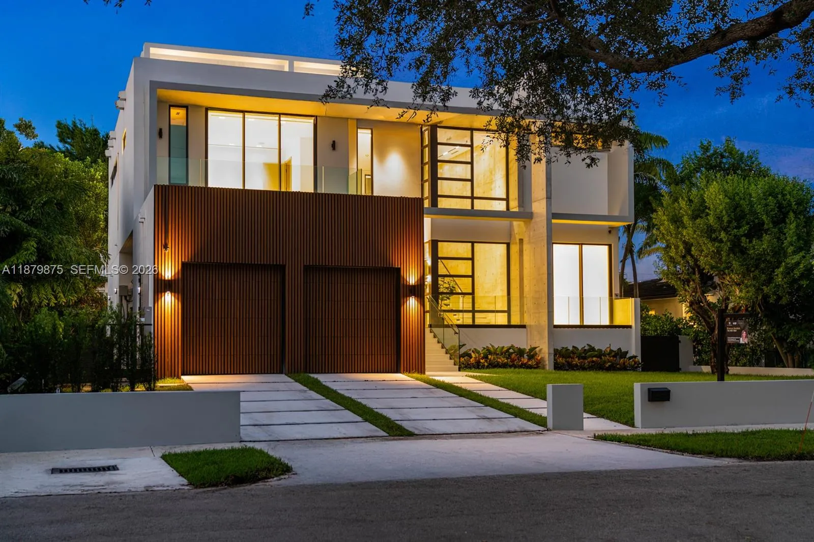 4 bedroom 4 bath for sale at 1379 NE 104th St, Miami Shores FL 33138