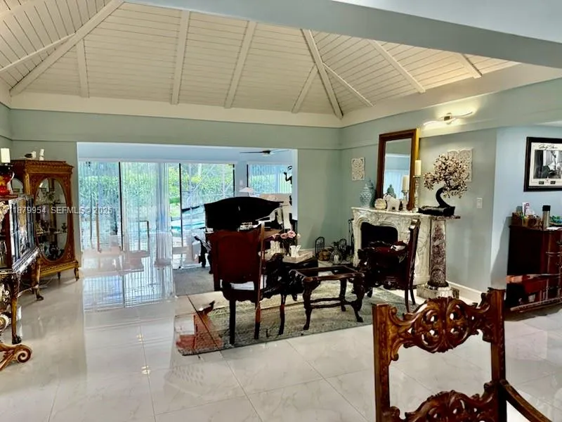 2 bedroom 2 bath for sale at 4713 Holly Dr, Tamarac FL 33319