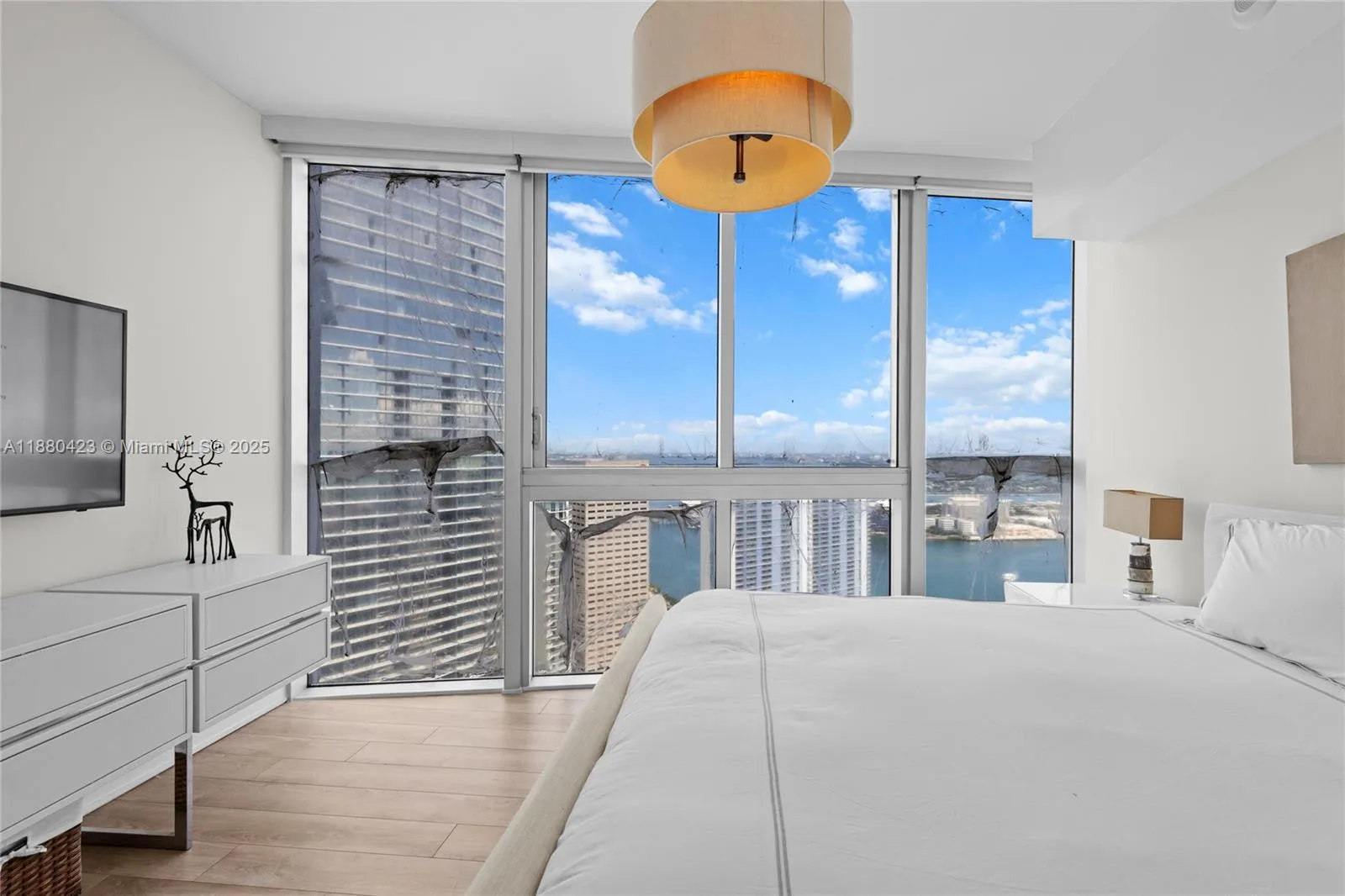 465 Brickell Ave # 4901, Miami FL 33131