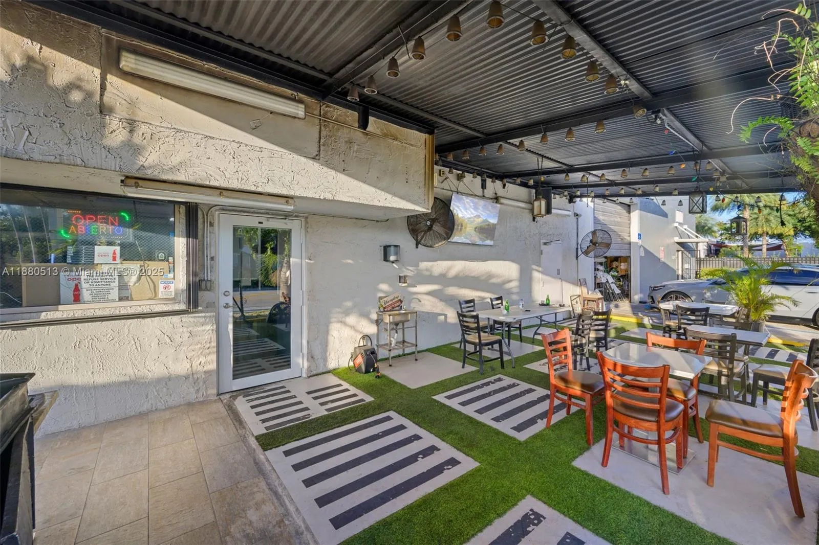 5405 NW 82nd Ave, Doral FL 33166