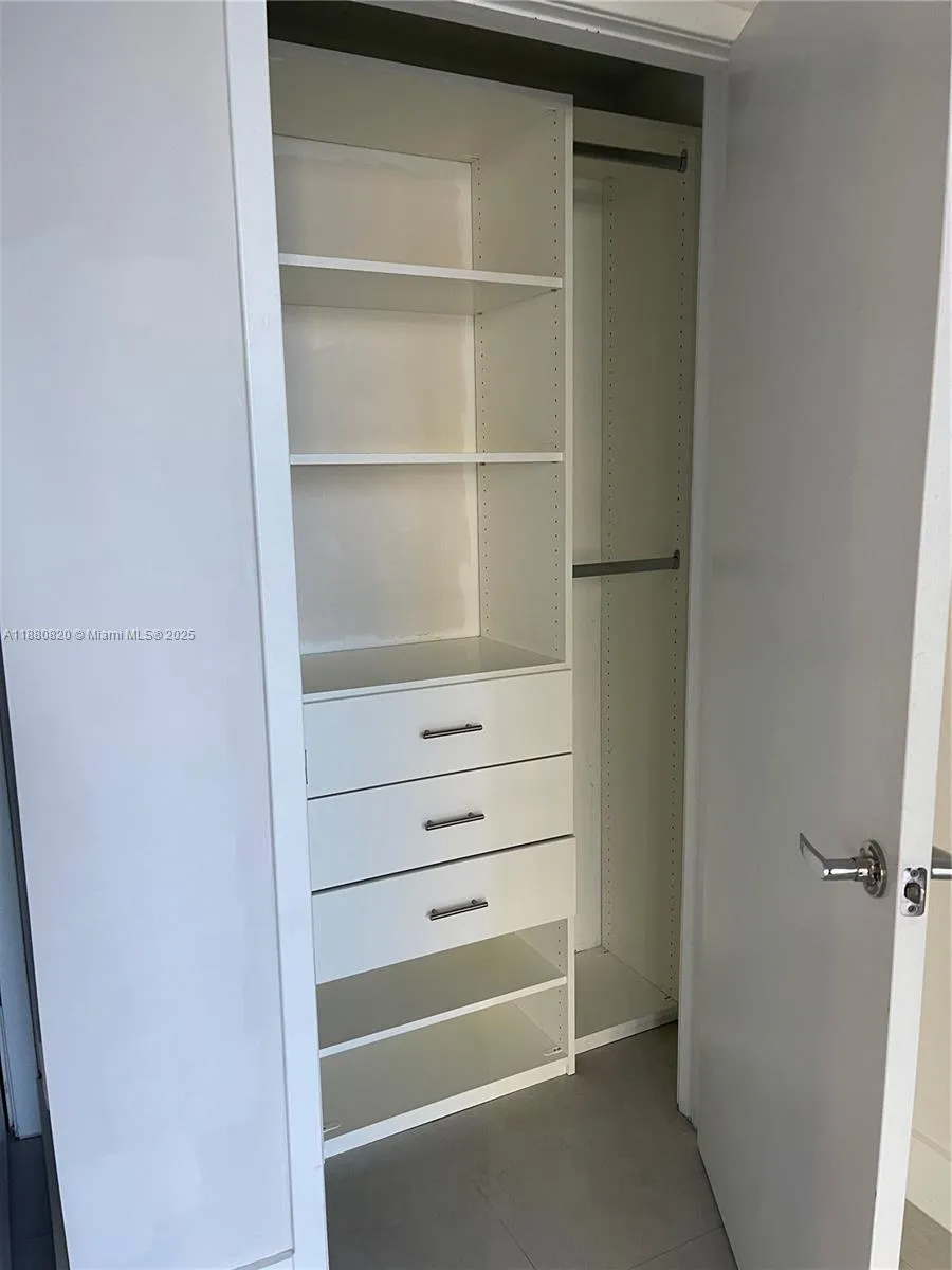 1010 Brickell Ave # 1504, Miami FL 33131