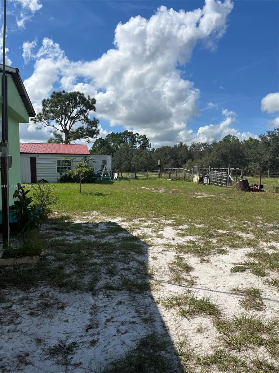 105 Farrer RD, Frostproof FL 33843