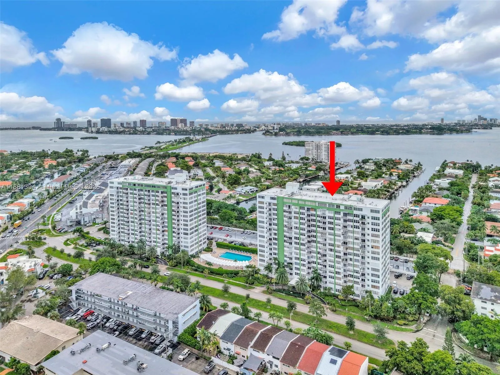 1 bedroom 1 bath for sale at 2100 Sans Souci Blvd # A509, North Miami FL 33181