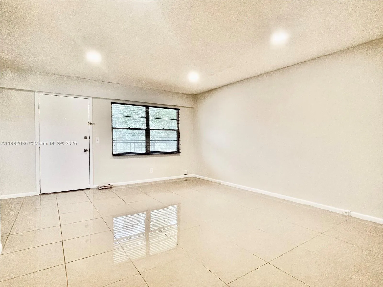 150 SW 134th Way # 304R, Pembroke Pines FL 33027
