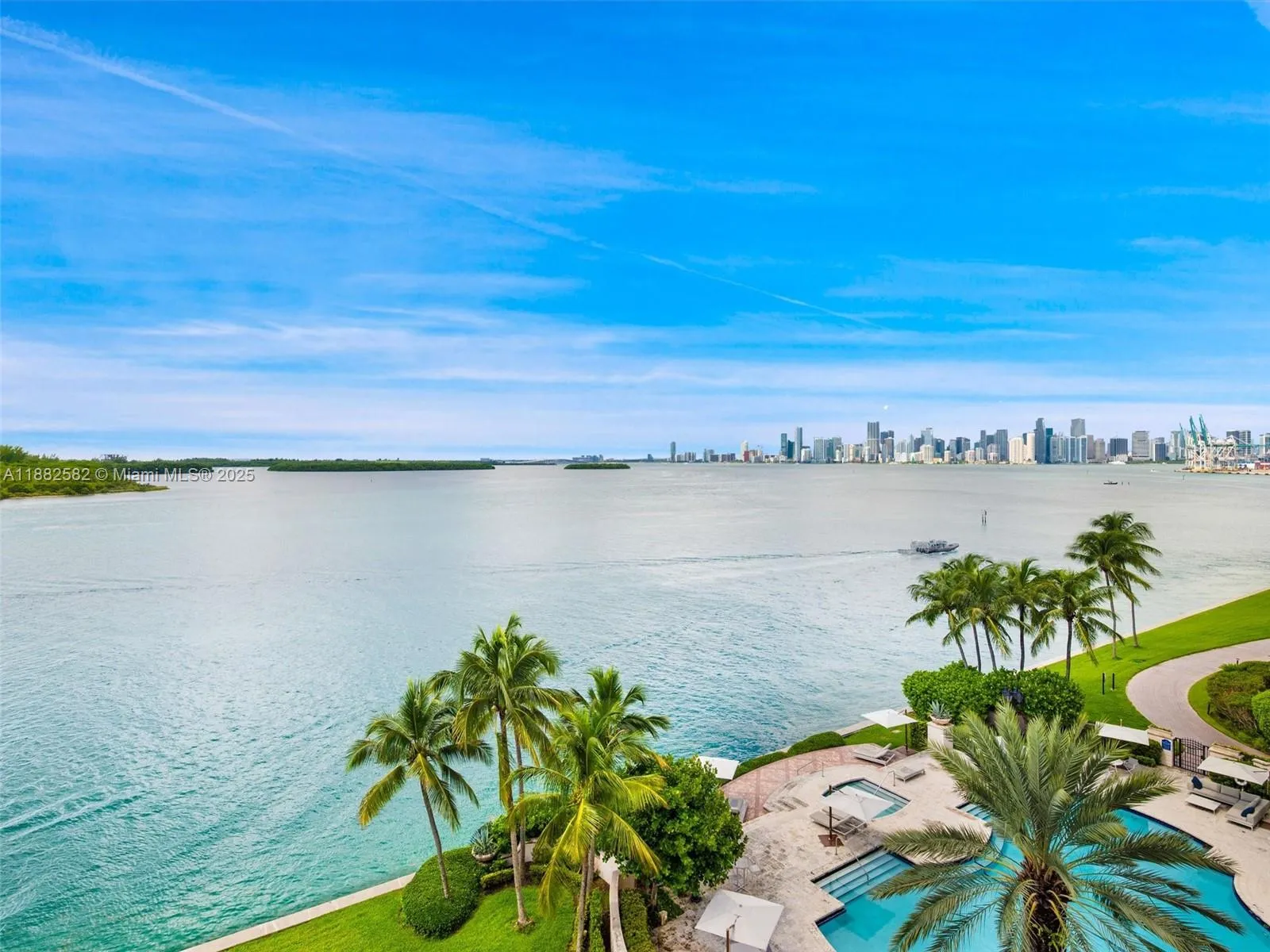 3 bedroom 3 bath for sale at 5053 Fisher Island Dr # 5053, Miami Beach FL 33109