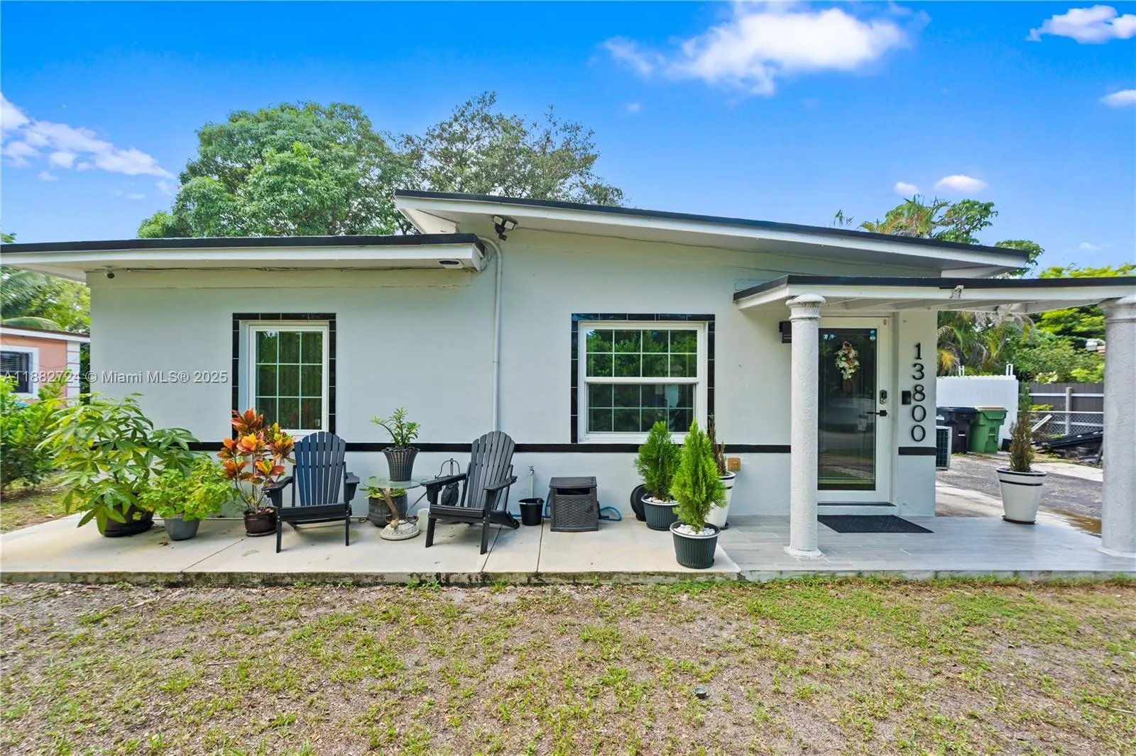 2 bedroom 1 bath for sale at 13800 NW 2nd Ave, North Miami FL 33168