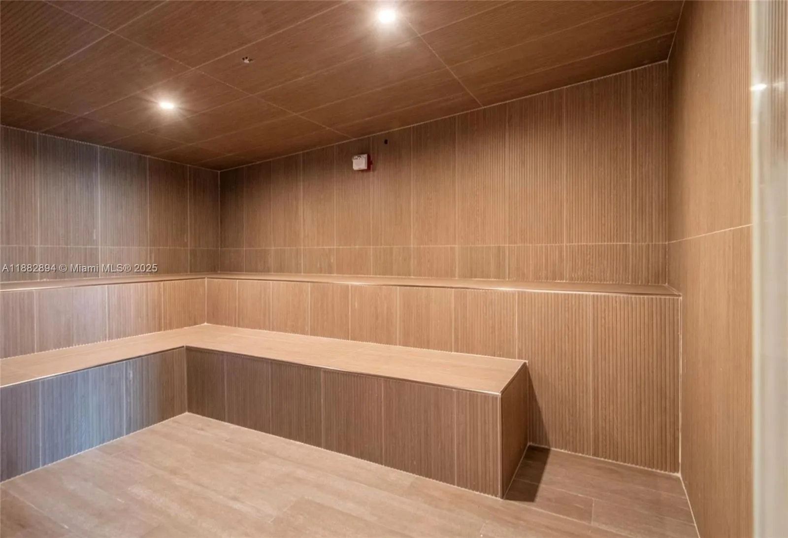 7661 NW 107th Ave # 303, Doral FL 33178