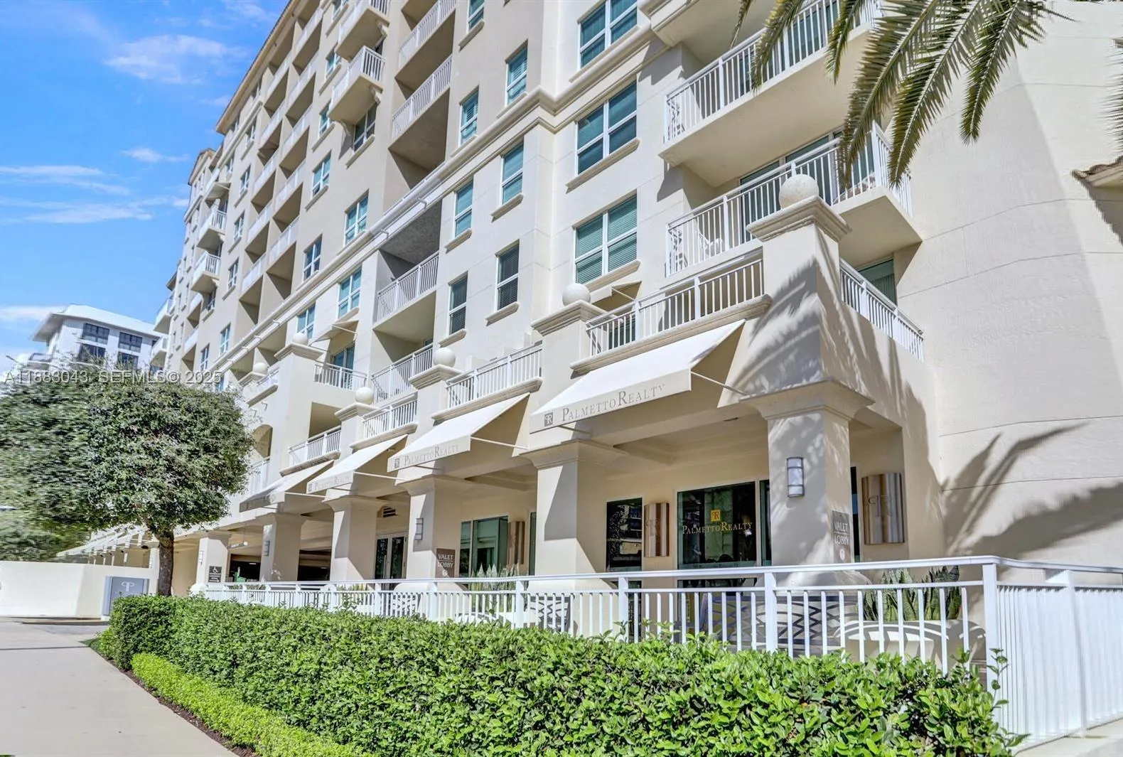 1 bedroom 1 bath for sale at 99 SE Mizner Blvd # 223, Boca Raton FL 33432