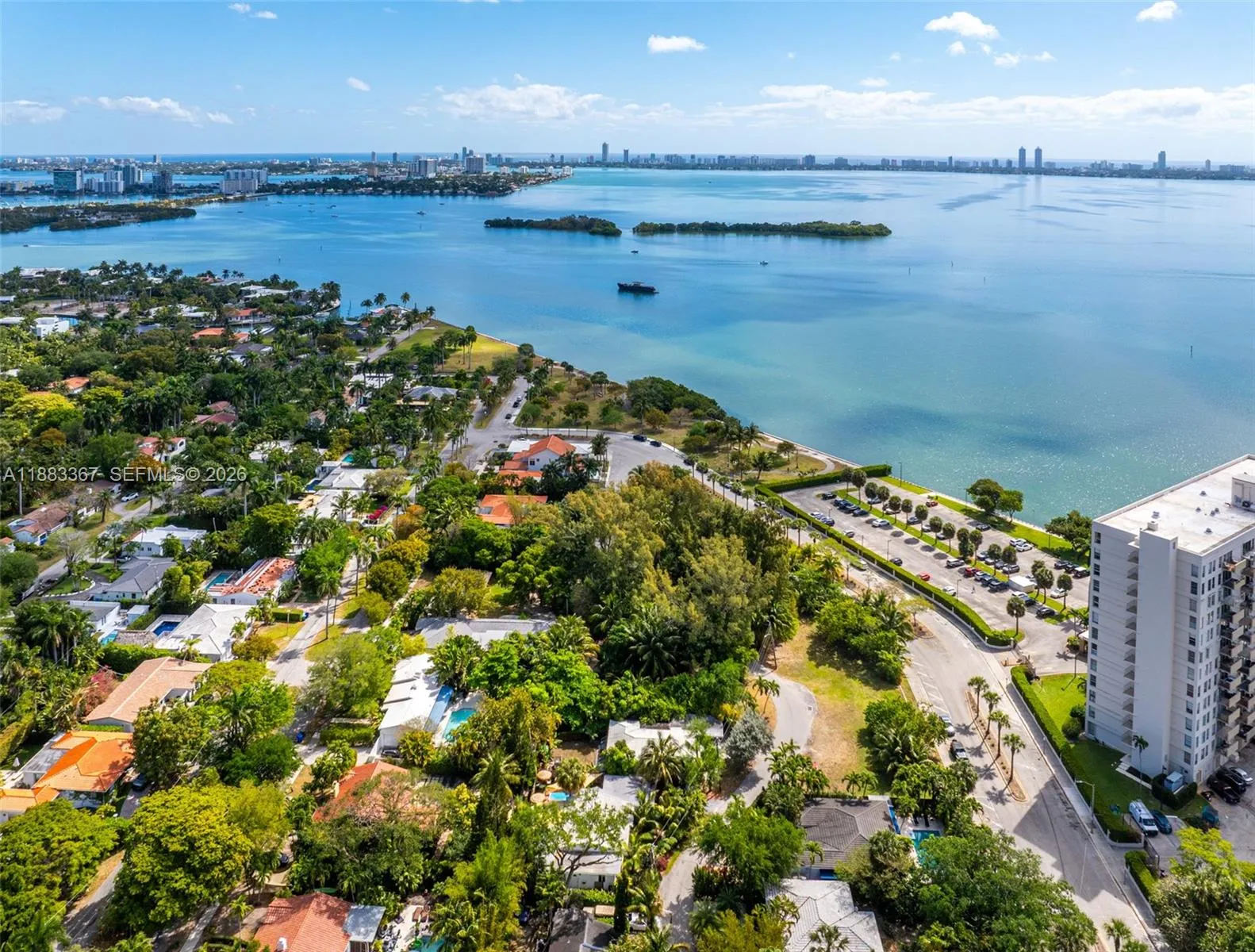 860 NE 70th St, Miami FL 33138