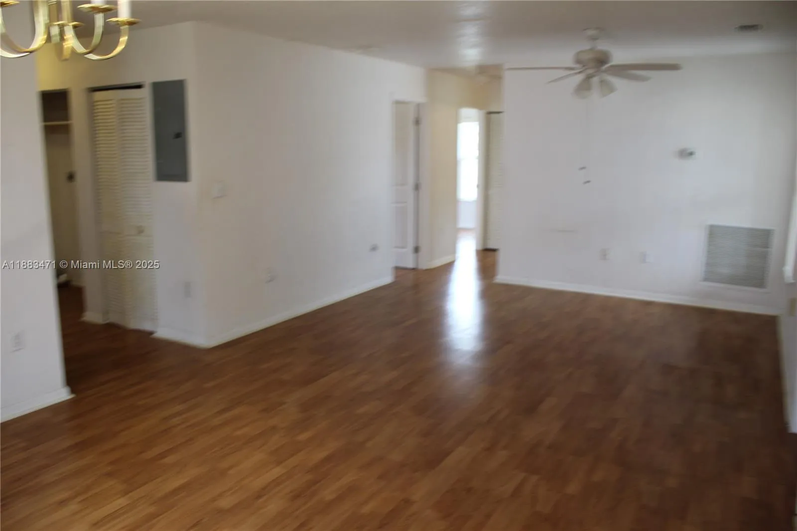 2330 NW 100th St, Miami FL 33147