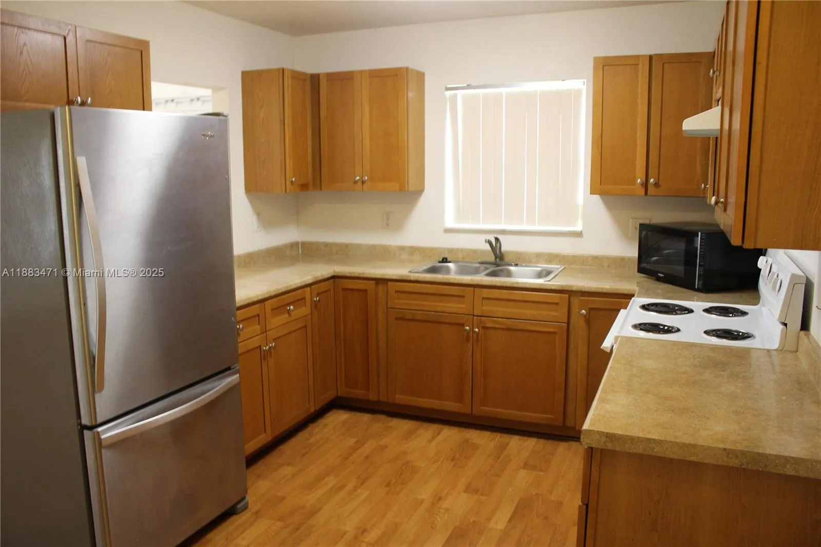 2330 NW 100th St, Miami FL 33147