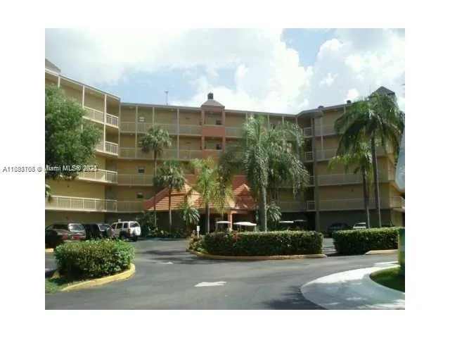8290 Lake Dr # 250, Doral FL 33166