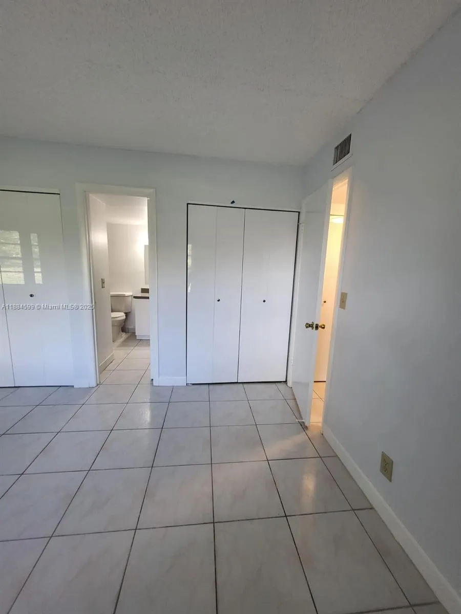 2 bedroom 2 bath for sale at 11484 Royal Palm Blvd # 11484, Coral Springs FL 33065